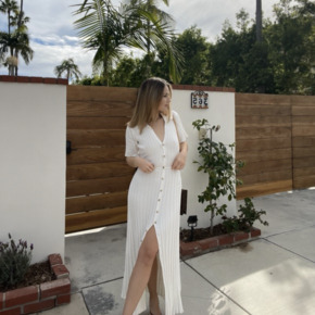 Posh Party LIVE: White, Gray, Brown & More